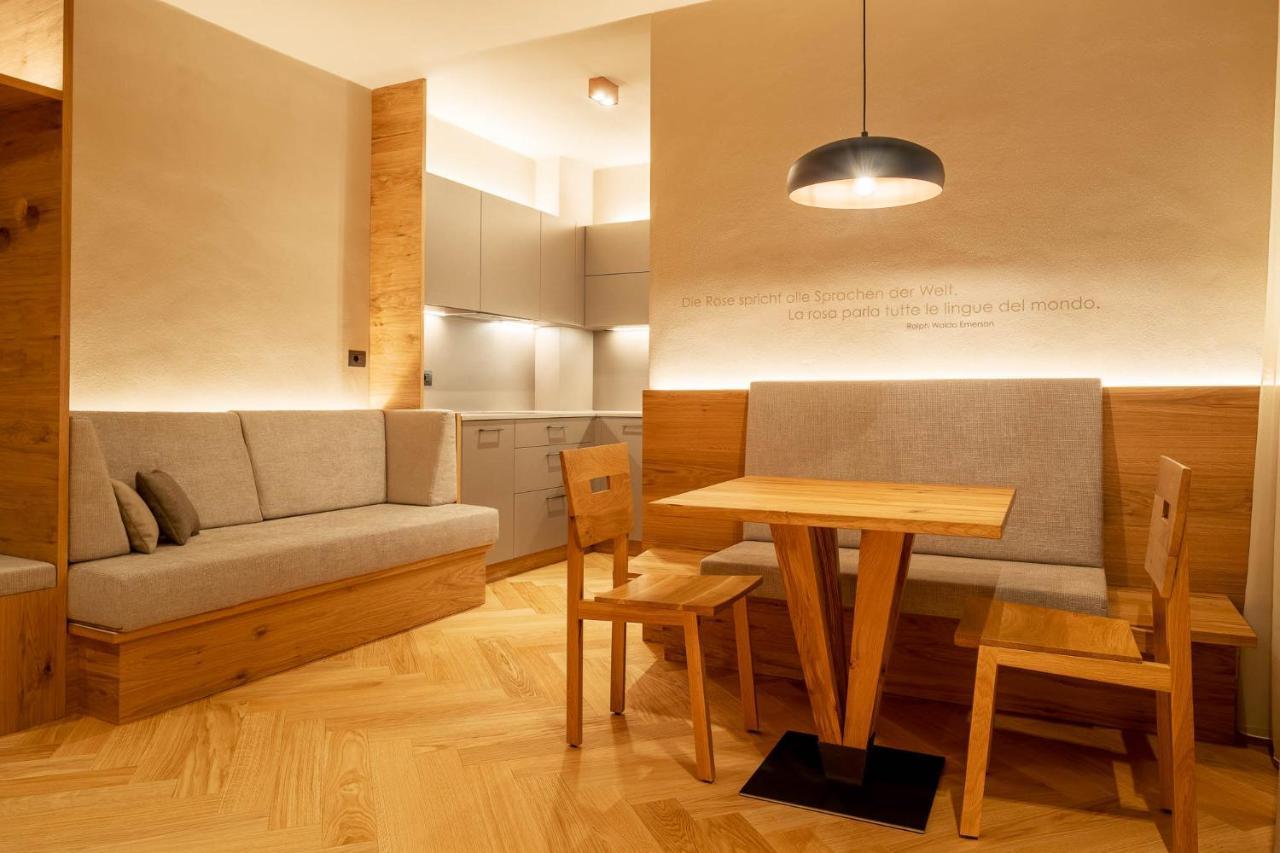 Ladurner Suites ميرانو المظهر الخارجي الصورة